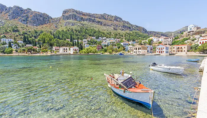 Meis Adası'nda Mandraki Koyu.