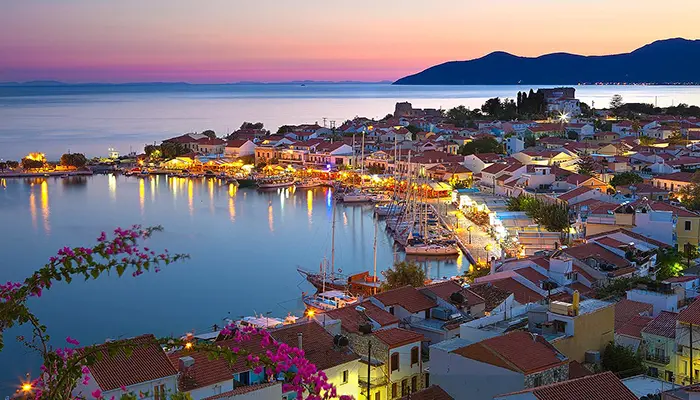Samos adasındaki Pythagorion'u keşfedin.
